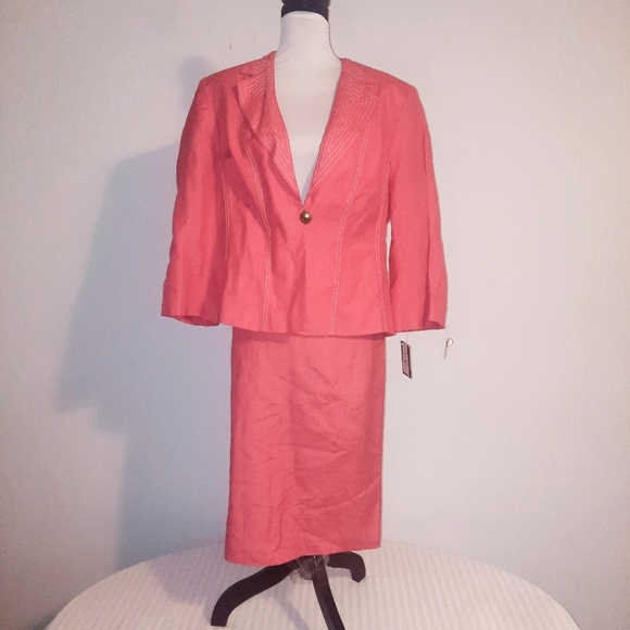Larry Levine Dresses & Skirts - Size 16 Skirt Suit
